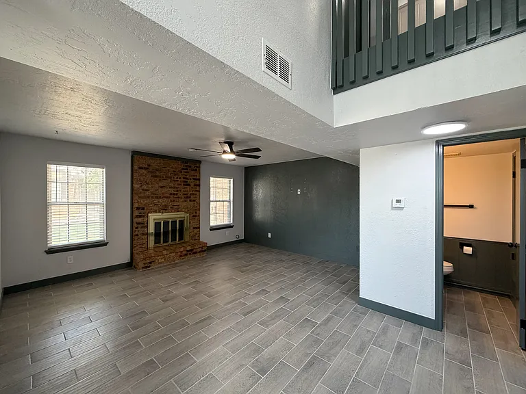 4502 NE Arlington Ave #4502 — Photo 5