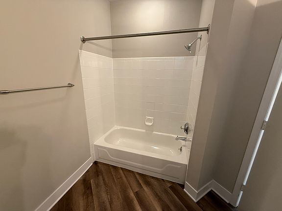 4th image of 7157 Lyndover Pl #F