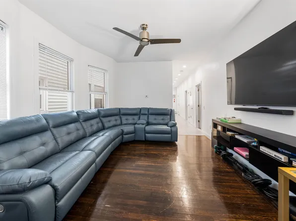 43 West 29th Street image 3 of 29