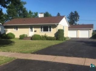 19 Ives Rd, Silver Bay, MN 55614