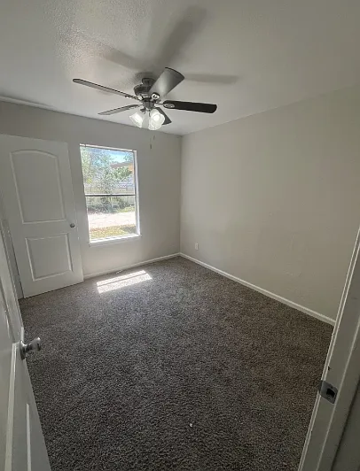 4407 Teri Rd #B — Photo 9