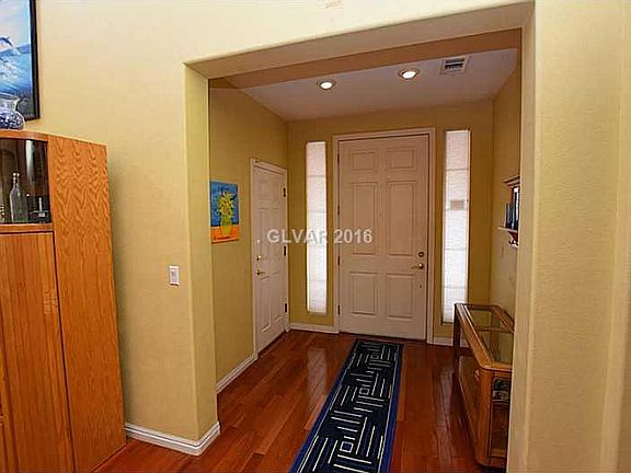 5th image of 10105 French Pine Ave