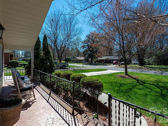 3rd image of 3605 Sulstone Ln