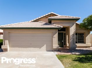 1557 S Parkcrest Cir, Mesa, AZ 85206