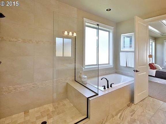3rd image of 9514 NE 7th Ave