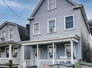 297 Sutton St, Perth Amboy, NJ 08861