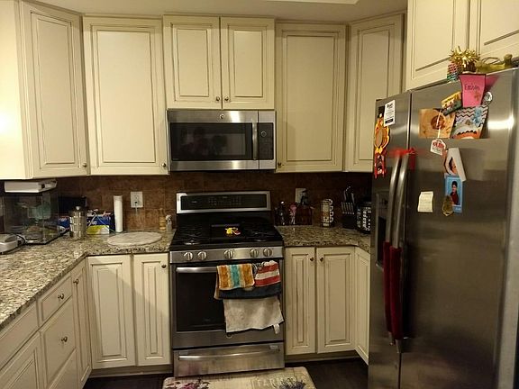 4th image of 3194 Yeager Dr #L5