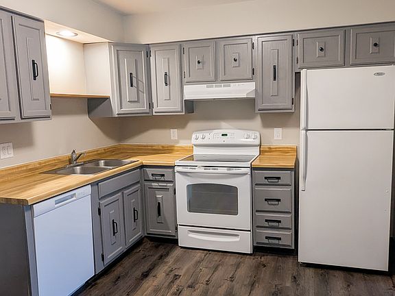 2nd image of 5160 Seaton Hall Dr APT 2