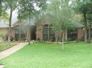 4124 Knightsbridge Ln, Bryan, TX 77802
