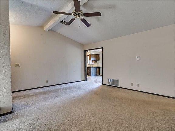 5th image of 4717 Forest Hills Dr