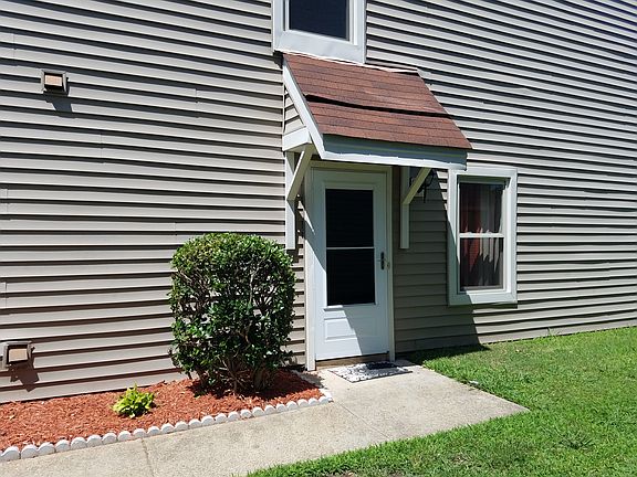 2nd image of 306 Elderwood Ct