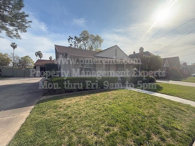 1st image of 1422 W Flora St