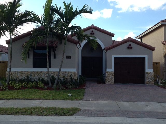 1st image of 936 NW 104th Ave