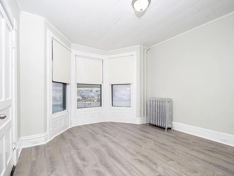 159 Hoosick St #1F — Photo 14