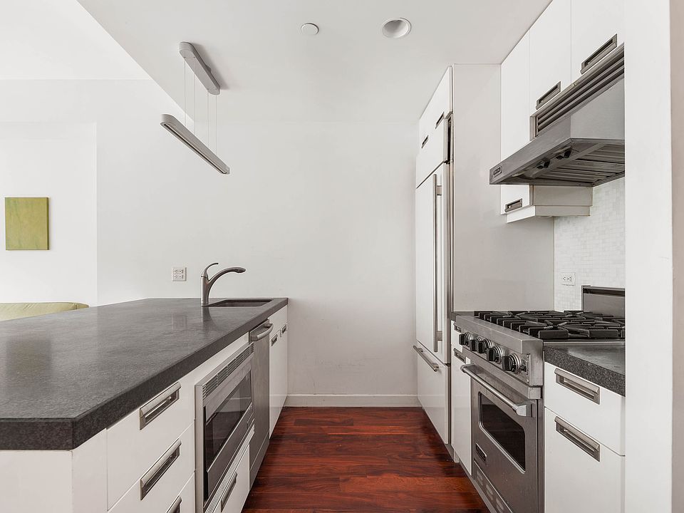 1st image of 261 W 28th St APT 5F