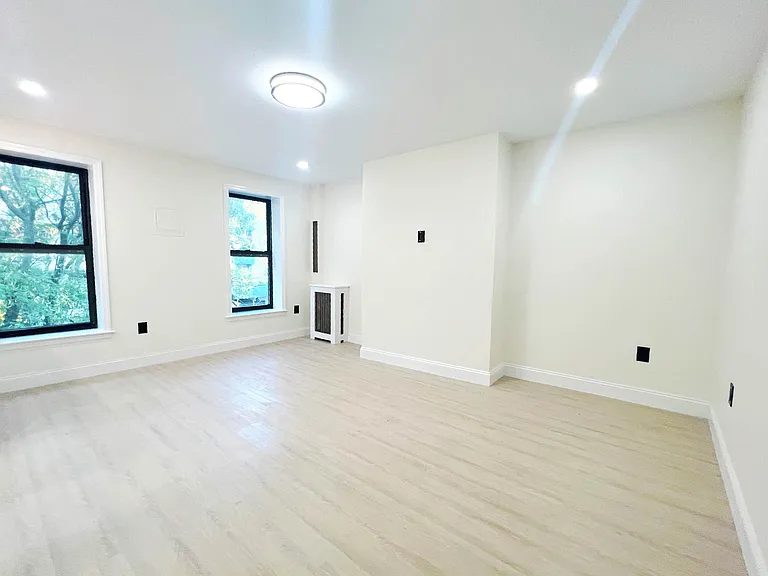 358 Dean St #4 — Photo 5