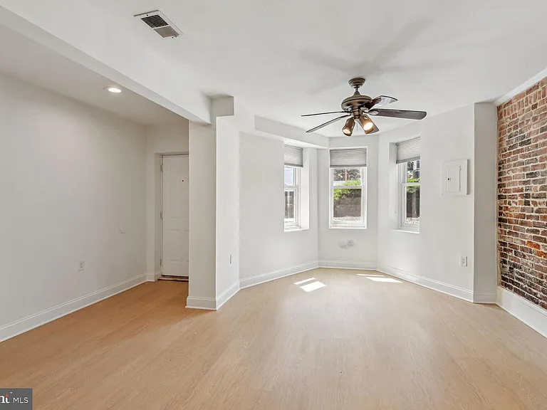 817 T St NW #B — Photo 10
