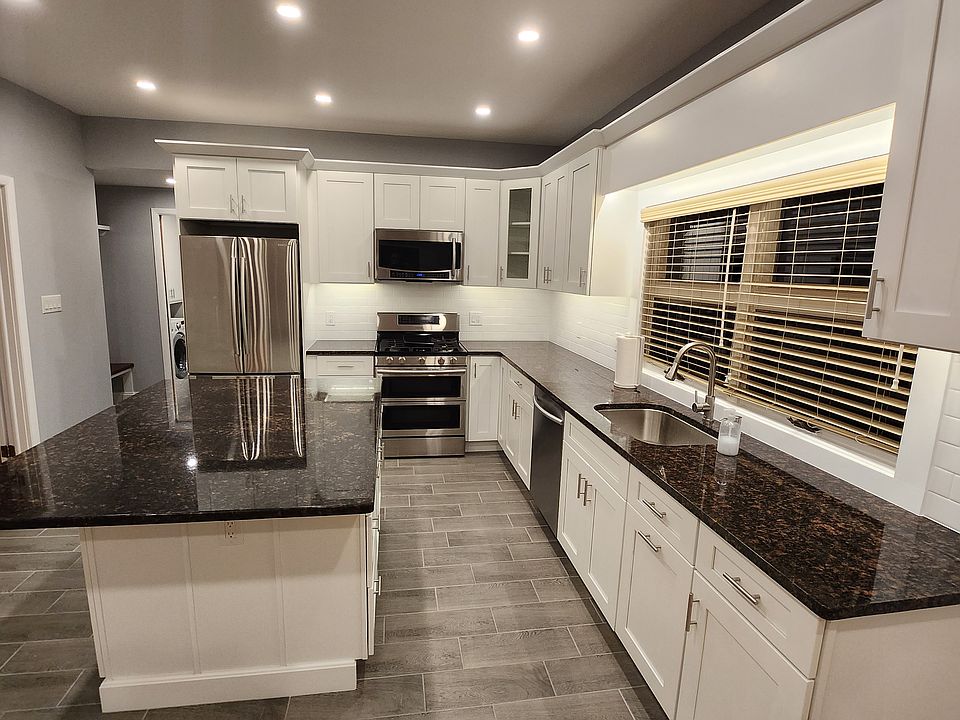 1st image of 53 Willow Ave #1
