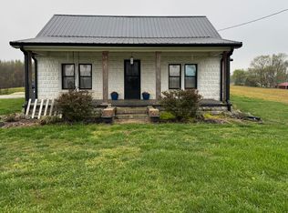 386 Dabbs Rd, Decherd, TN 37324