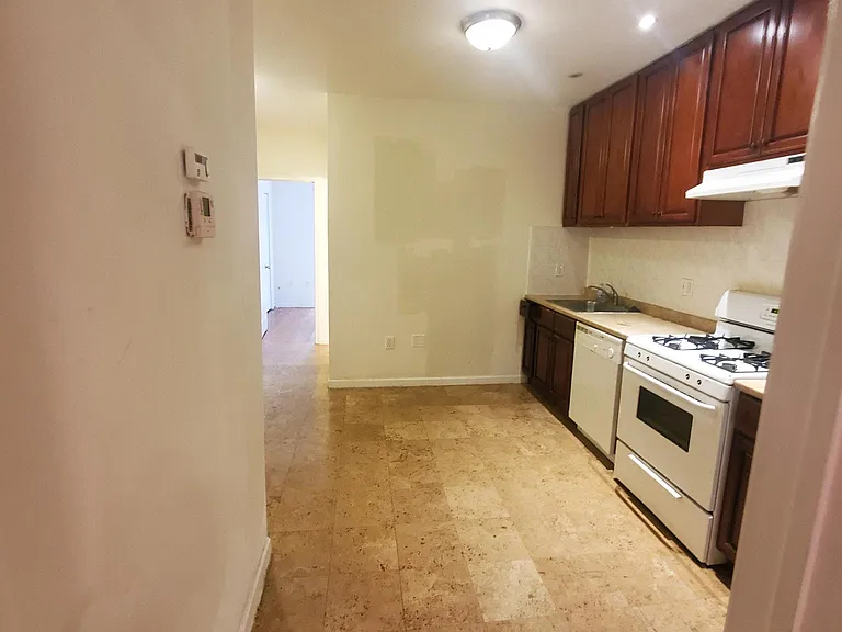 1941 Wharton St #1F — Photo 7