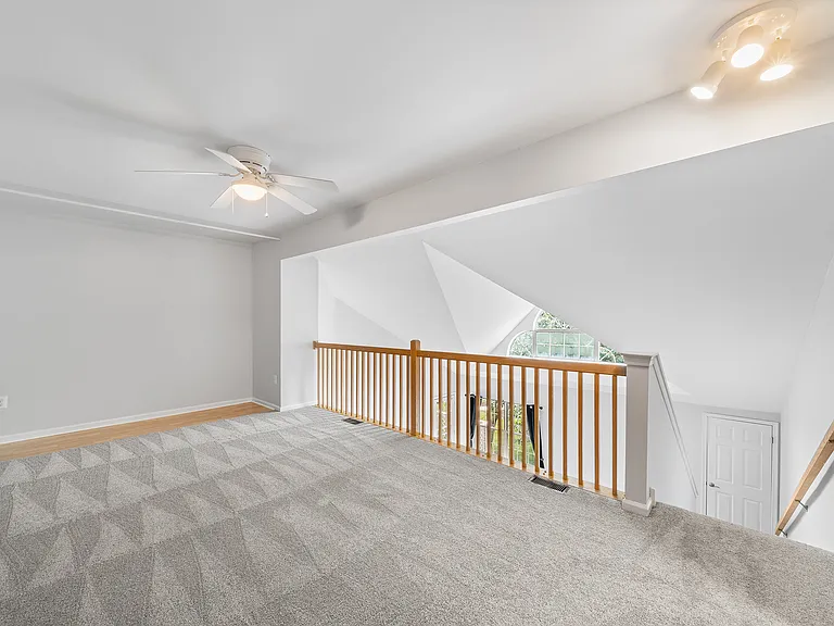 1804 Foxmeadow Cir — Photo 17