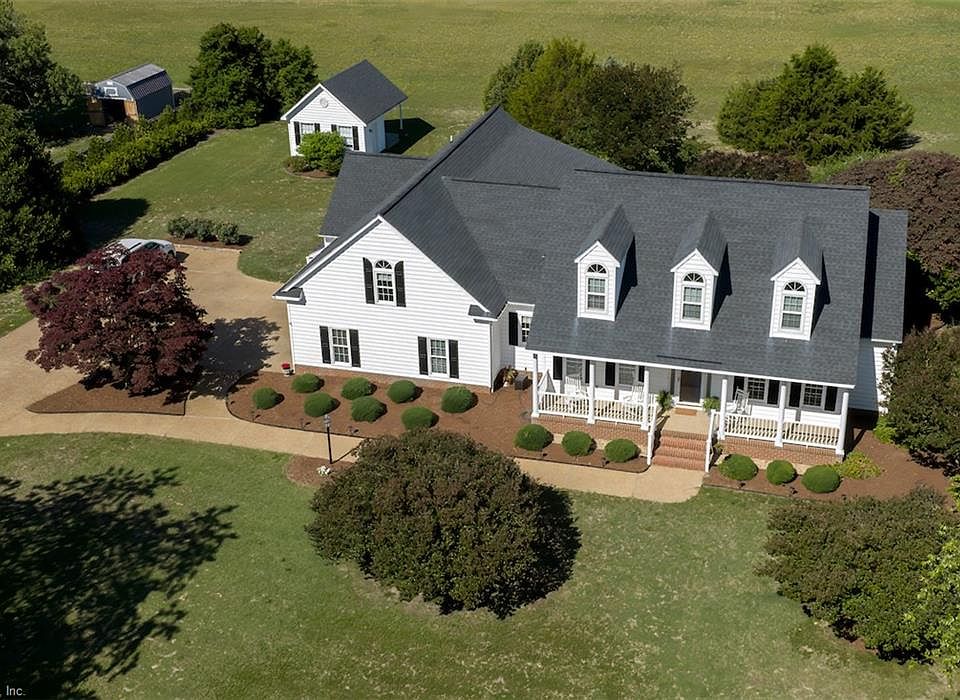 1st image of 1584 Degrasse Dr