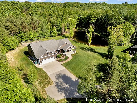 4th image of 12400 Lincoln Farms Dr