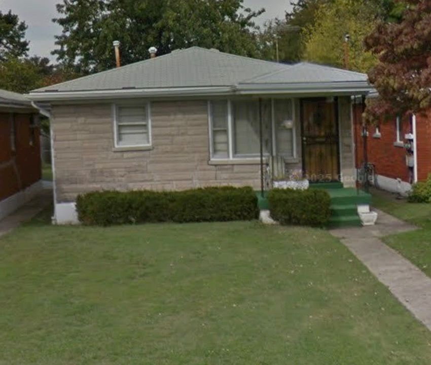 1st image of 1007 Queen Ave
