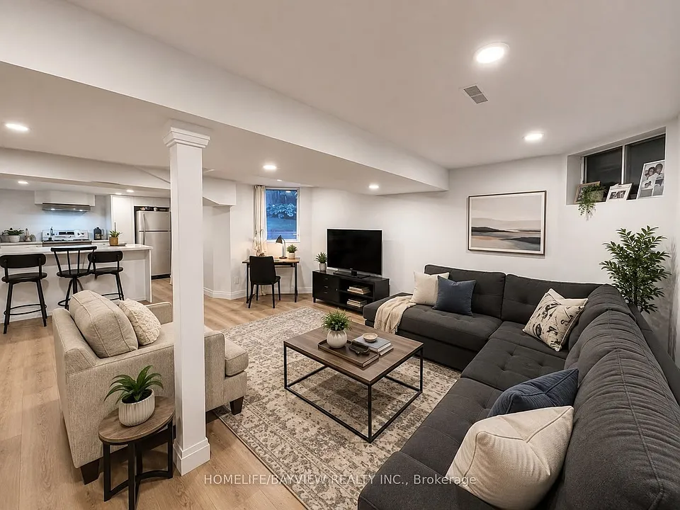 115 Newport Sq #BASEMENT