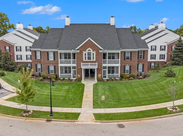 1927 Coventry Cir #28, Jackson, MI 49201