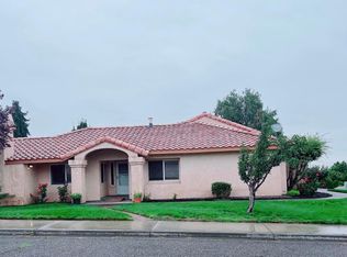 8701 W Skagit Ave, Kennewick, WA 99336