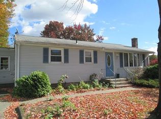 56 Larchmont St, Chicopee, MA 01013