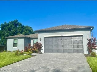 3926 SW Santa Barbara Place Cpe, Coral, FL 33914