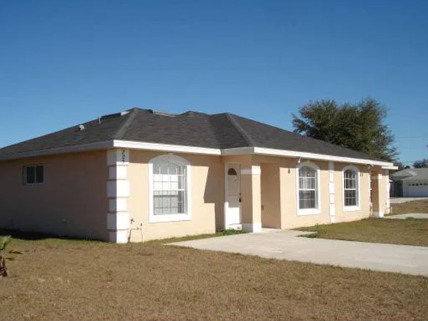1st image of 725 Leopard Ct #725