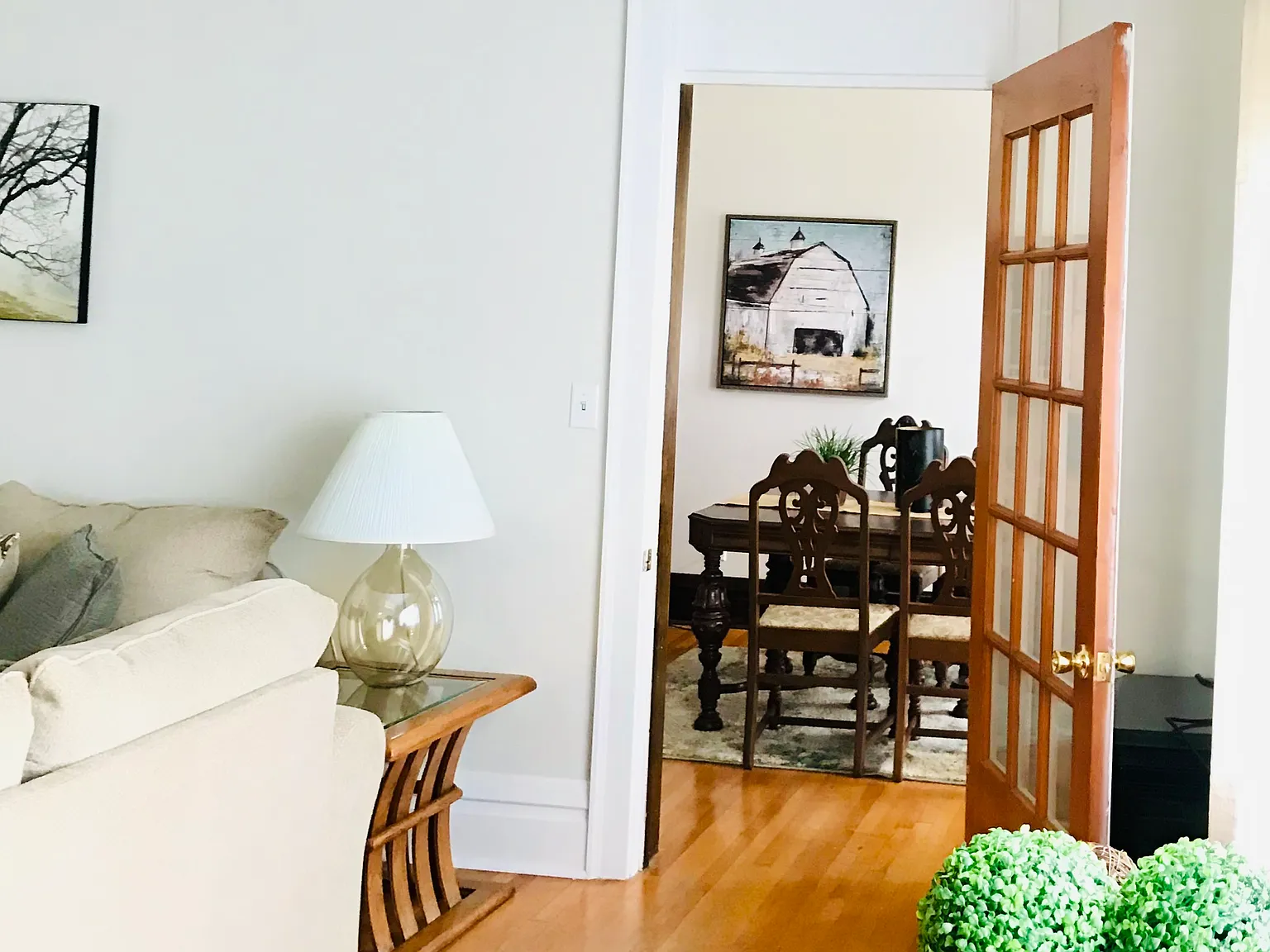 3 bed, 1.5 bath, 1800 sqft, $875 — Photo 3