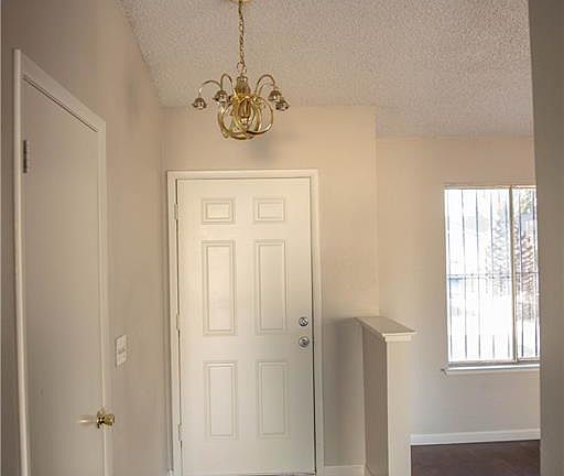 5th image of 1500 Rock Island Ln