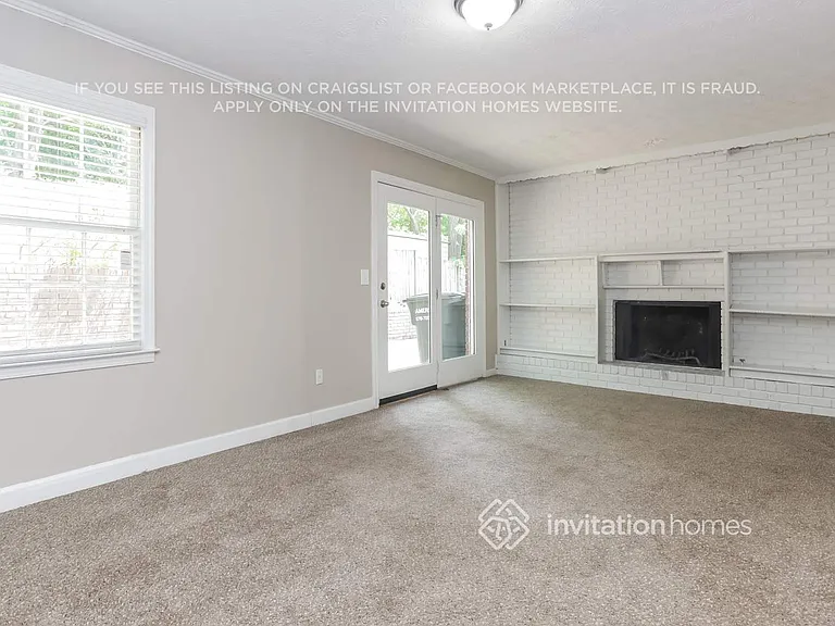 631 Shannon Green Cir SW — Photo 4