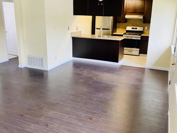 5584 Spinnaker Dr APT 1, San Jose, CA 95123