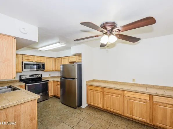 1810 E Blacklidge Dr APT 603, Tucson, AZ 85719