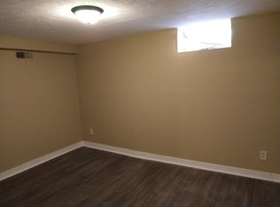 448 W 9th St #5, Fremont, NE 68025