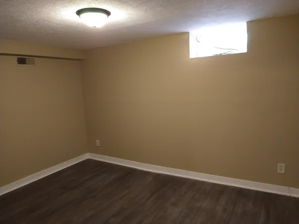 FRE 448 W 9th Street - 5, 448 W 9th St, Fremont, NE 68025