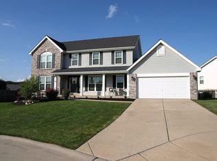 513 Pinehurst Woods Ct, O'Fallon, MO 63366