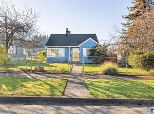 1128 E 3rd St, Port Angeles, WA 98362