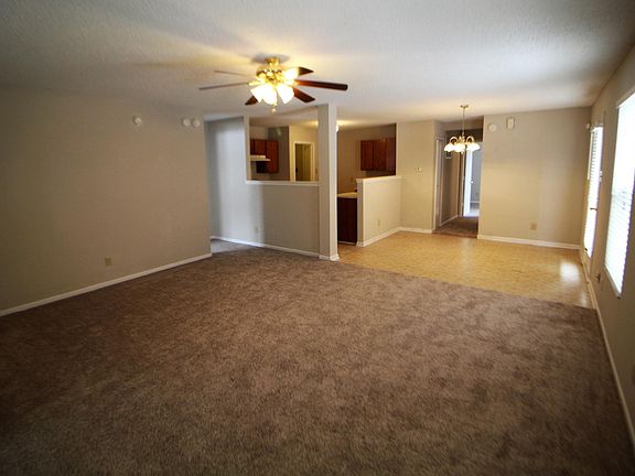 2nd image of 2720 Priest Dr