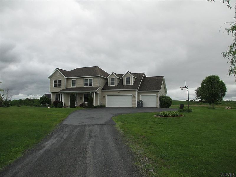 2nd image of 556 ROUTE 32