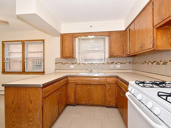 2412 Roosevelt #2S 05_09222021