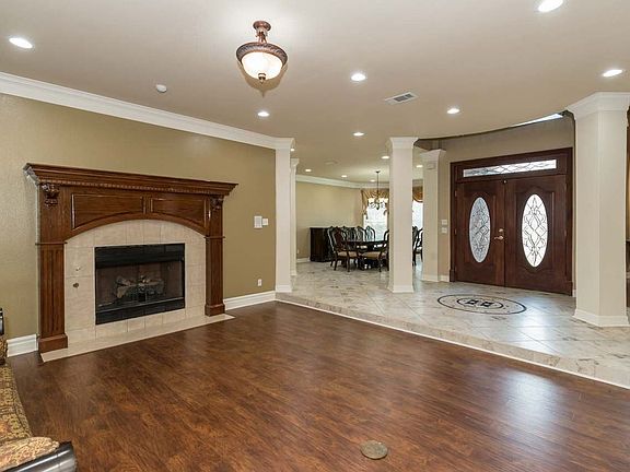 5th image of 7510 Coral Creek St
