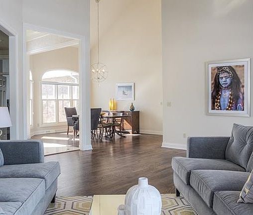 2nd image of 300 Spyglass Dr