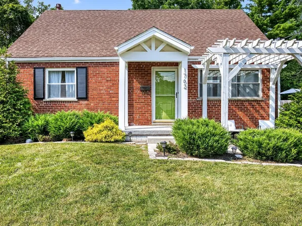 1762 Sanborn Dr, Cincinnati, OH 45215