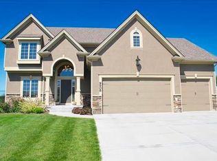 9808 NE 97th St, Kansas City, MO 64157